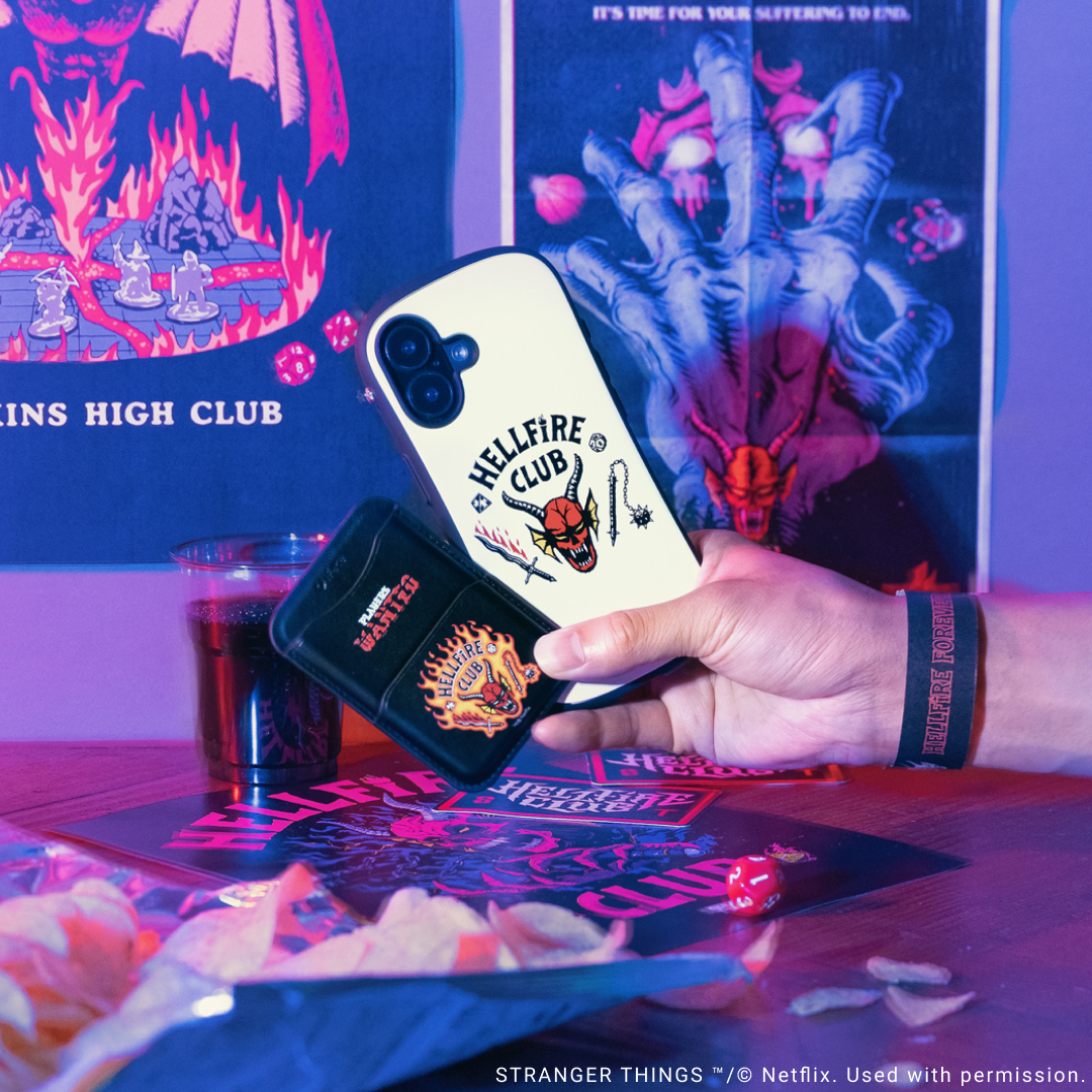 ストレンジャー・シングス 未知の世界 iFace First Class MagSynqケース(ロゴ)