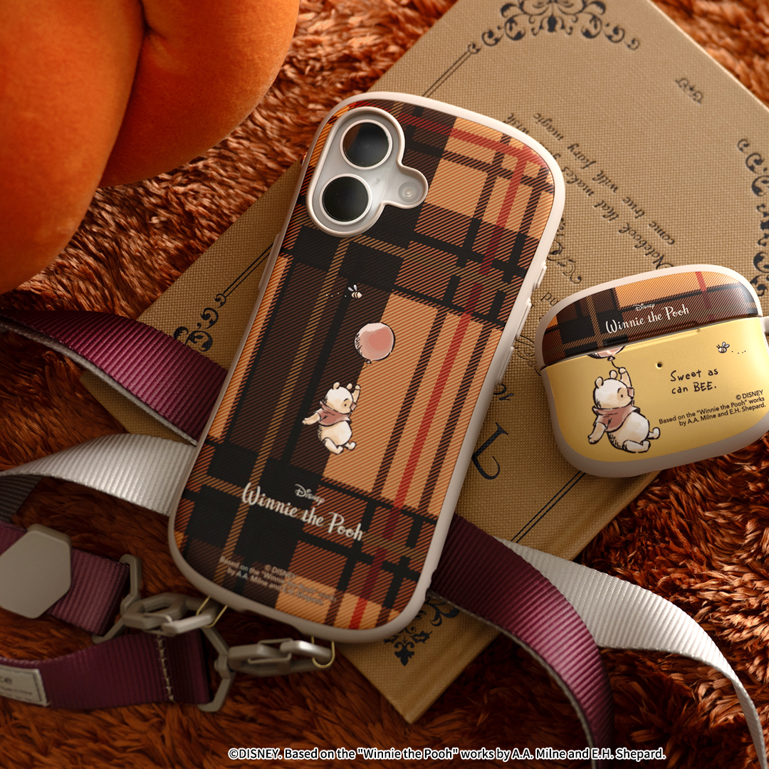 【新】[iPhone 15/14/13専用]ディズニーキャラクター iFace First Class Cafe MagSynqケース(プー/チェック/ベージュ)