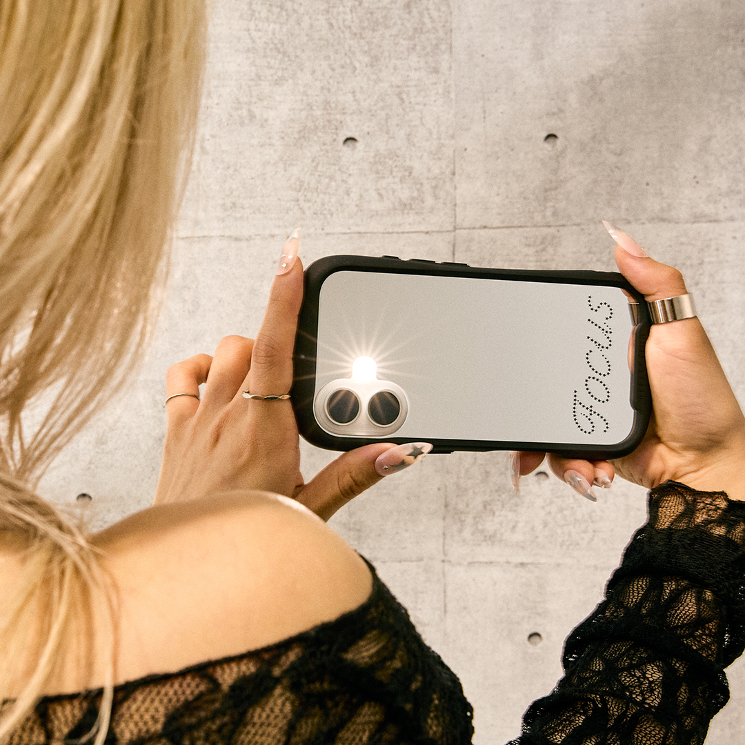 【新】[iPhone 15/14/13専用]iFace Reflection Mirror MagSynq 強化ガラスケース 限定デザイン(NEW ME)
