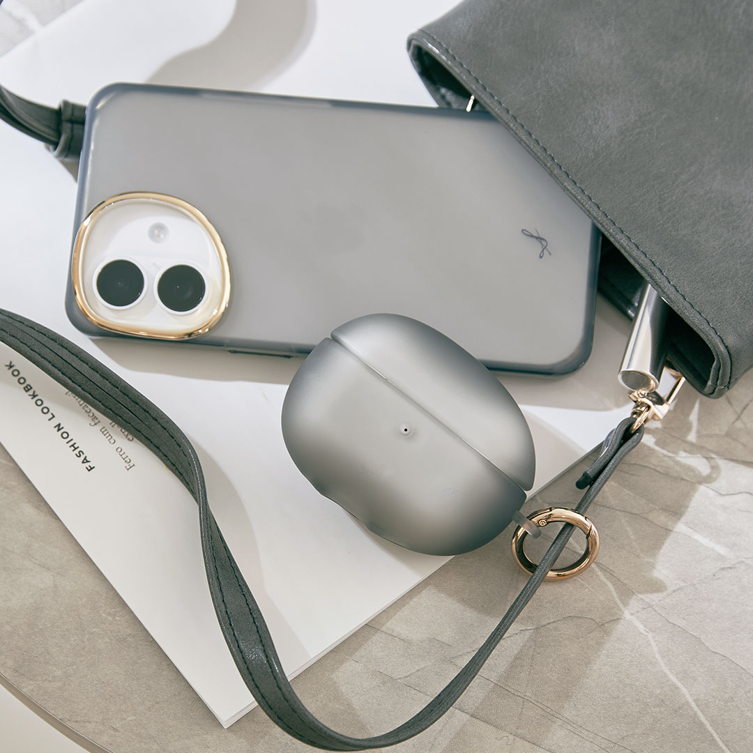 [AirPods Pro(第2/1世代)専用]salisty(サリスティ)クリアカラー耐衝撃ケース(チャコールブラック)