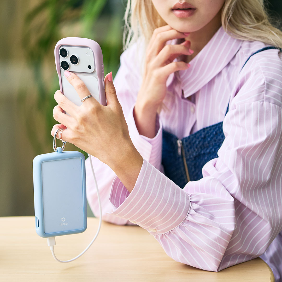 iFace SafePaq 半固体モバイルバッテリー 10000mAh